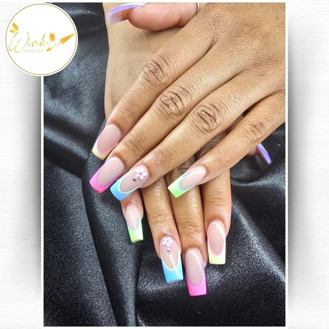 Wink Beauty Bar 1704